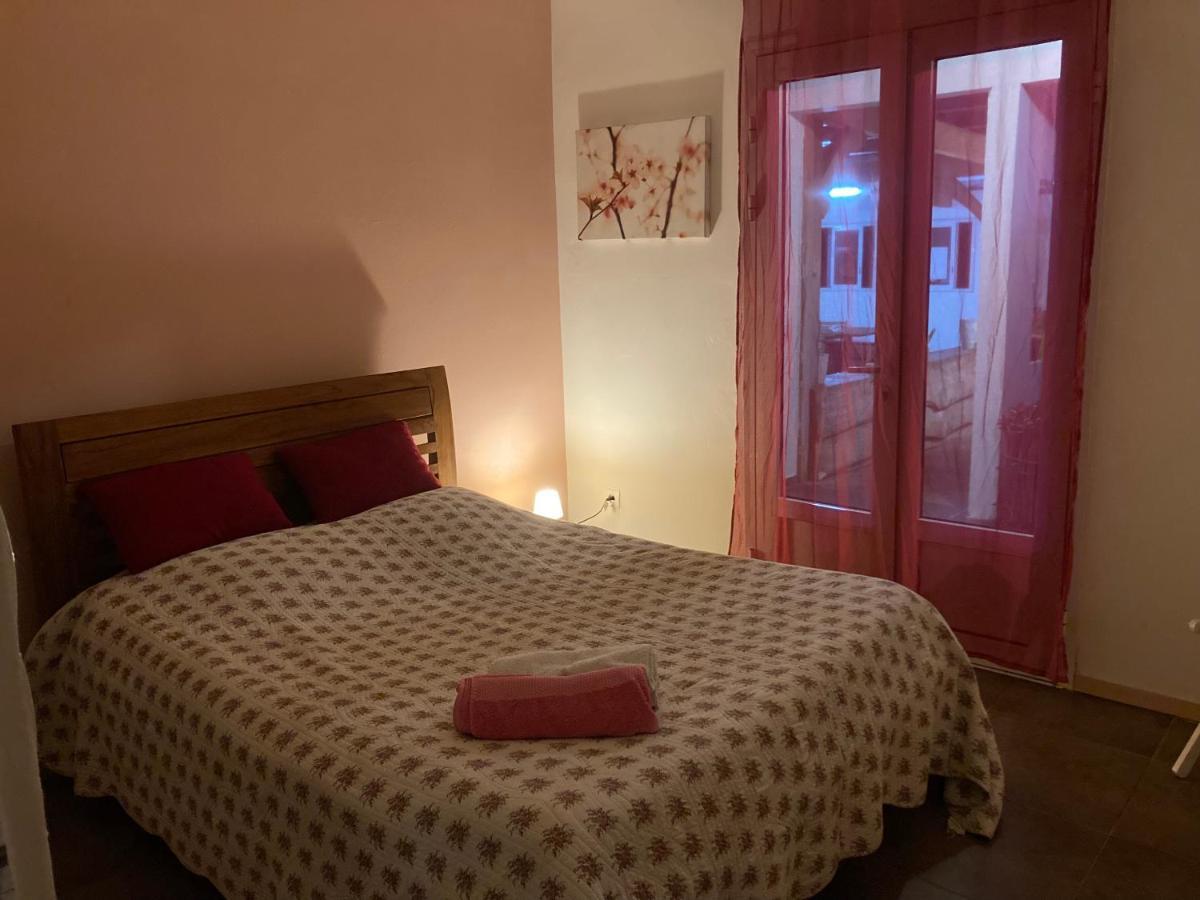 Au Coeur De La Cascade Biberon Bed & Breakfast La Plaine des Palmistes Exterior foto